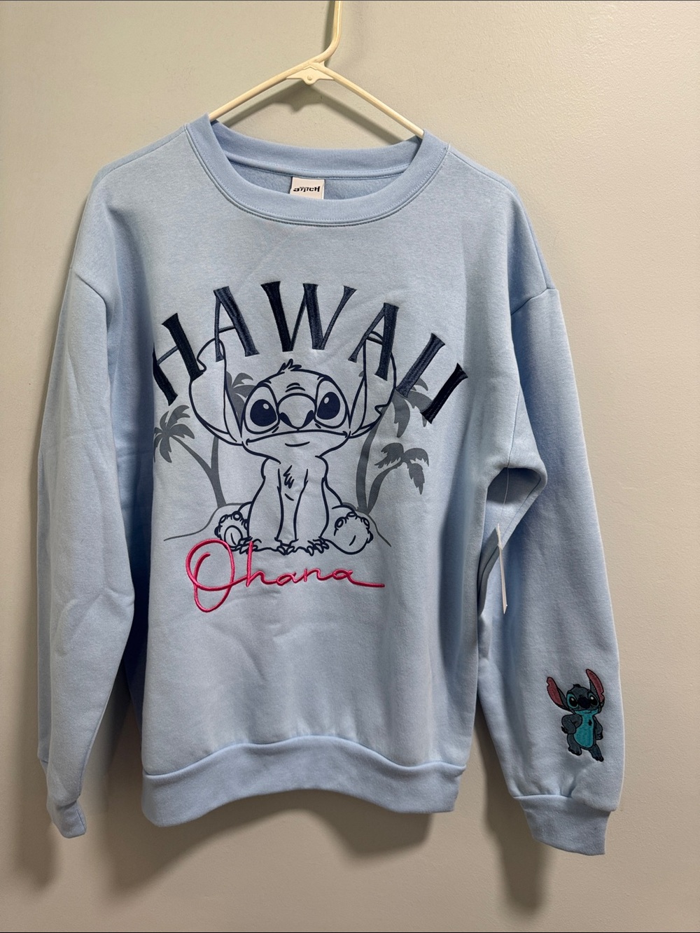 Light Blue "Hawaii Ohana" Stitch Graphic Sweatshirt NWT
